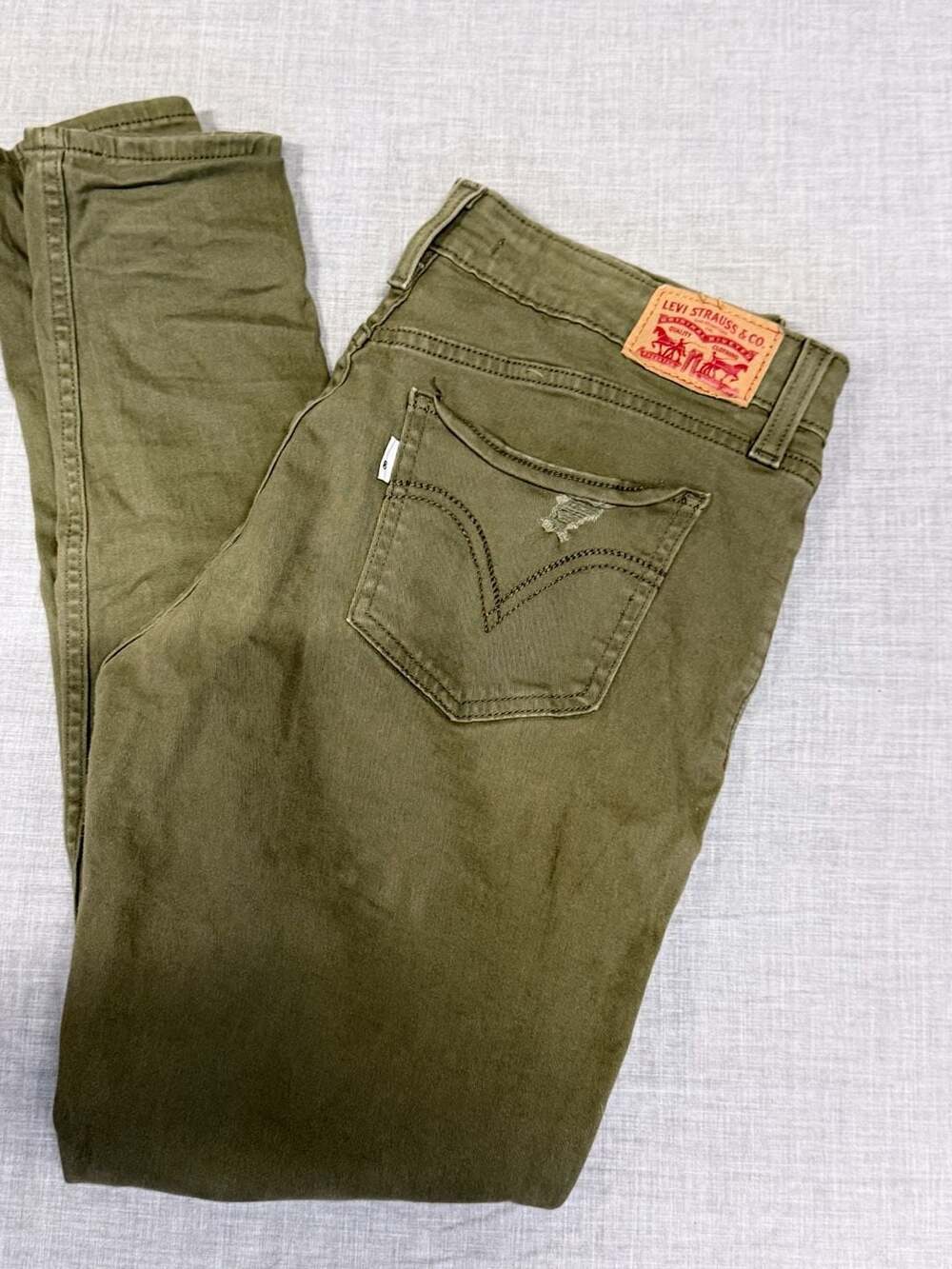 Levi's 535 Super Skinny Olive Green Distressed Jeans Size 30